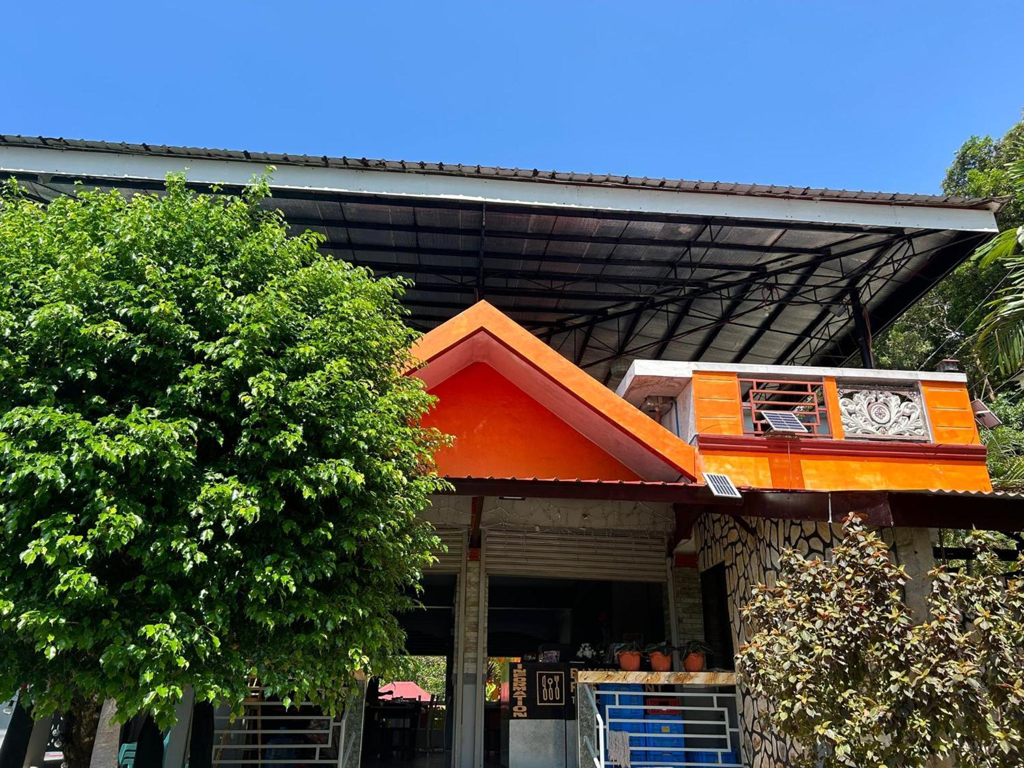 El Krimphoff Resort Romblon Екстериор снимка