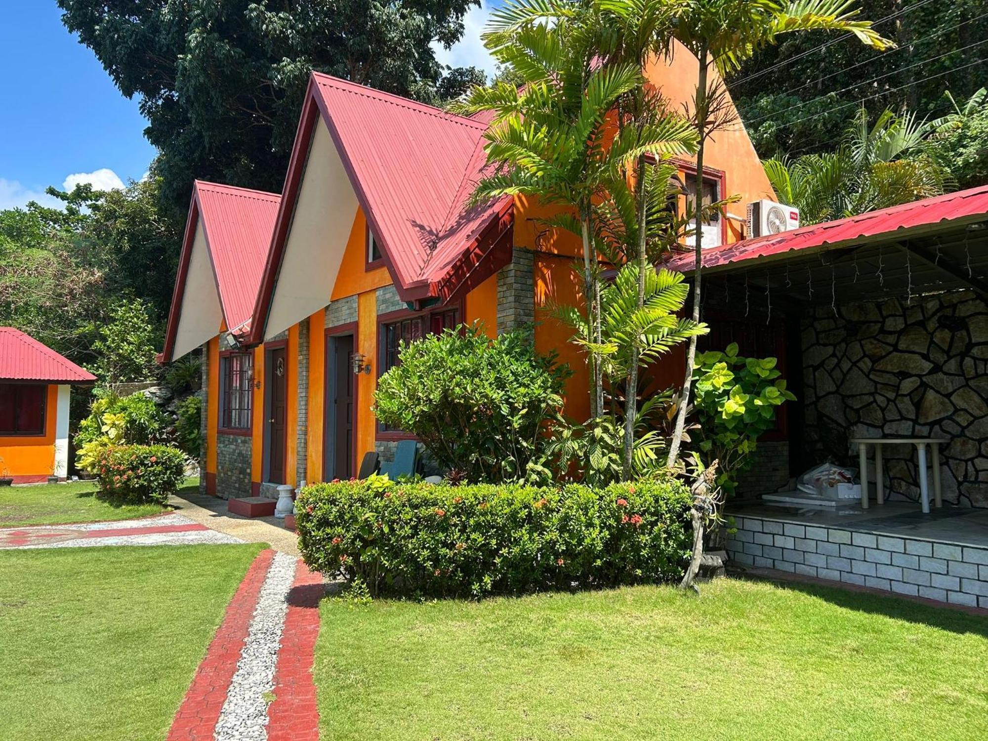 El Krimphoff Resort Romblon Екстериор снимка